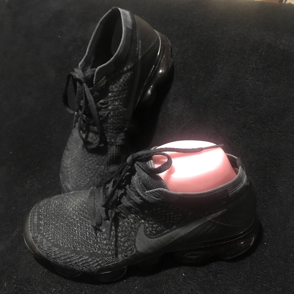 Nike Air VaporMax Flyknit 2 Black 2018 677293-007 2016 Women’s Size 8